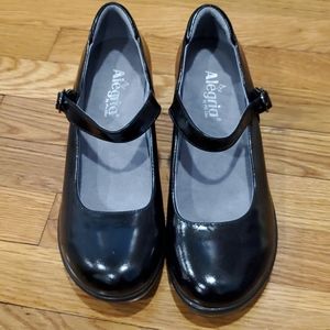 Brand new Alegria Mary Janes